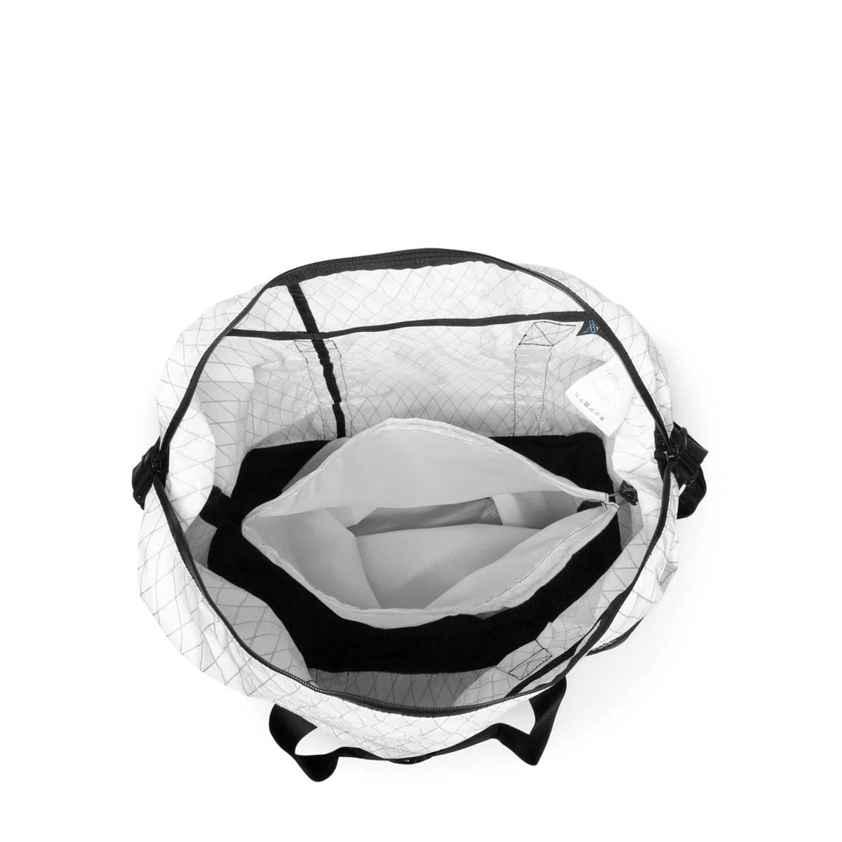 And Wander X-PAC 45L TOTE BAG - Image 6