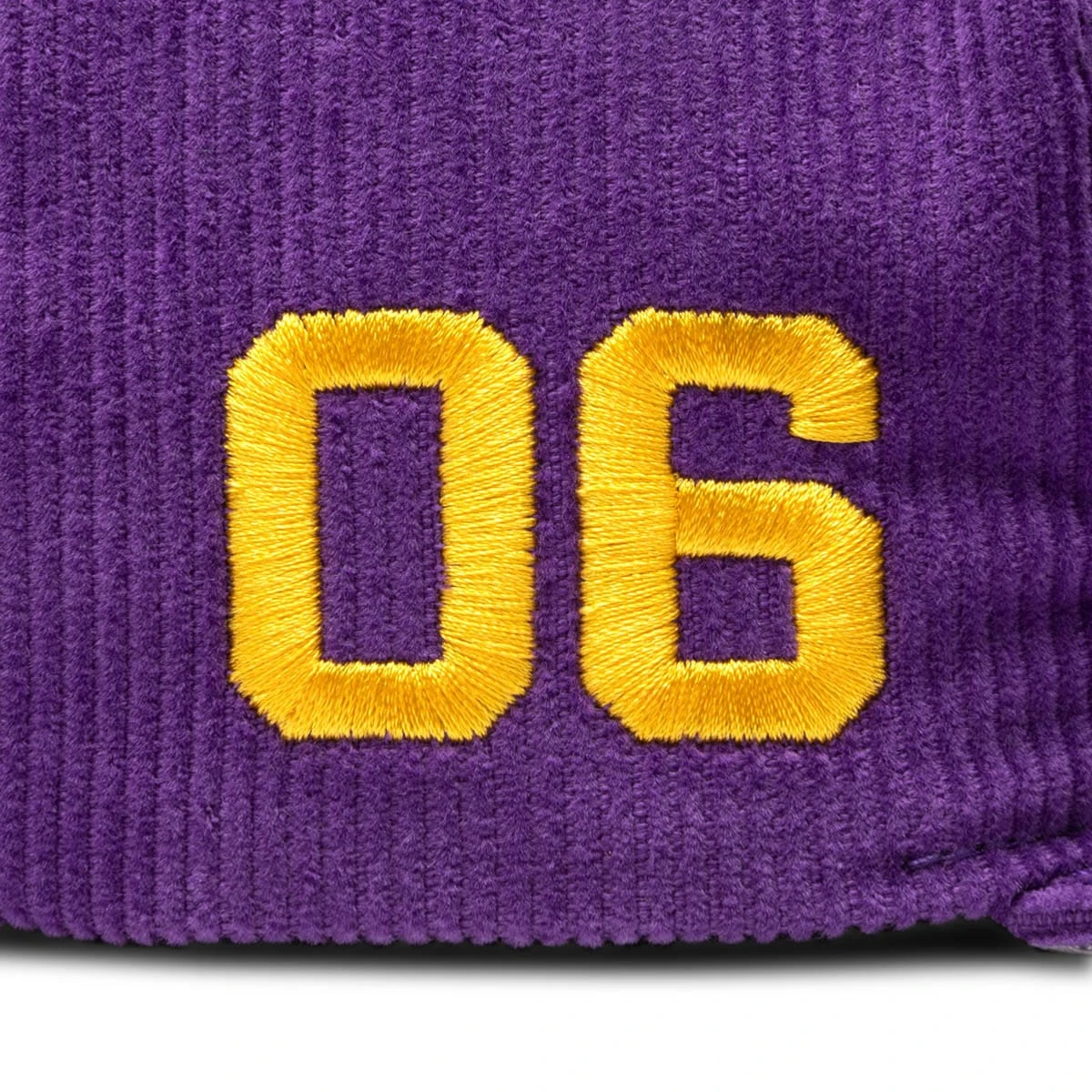 Mitchell & Ness X BODEGA WORLDWIDE RESPECT LAKERS SNAPBACK - Image 4