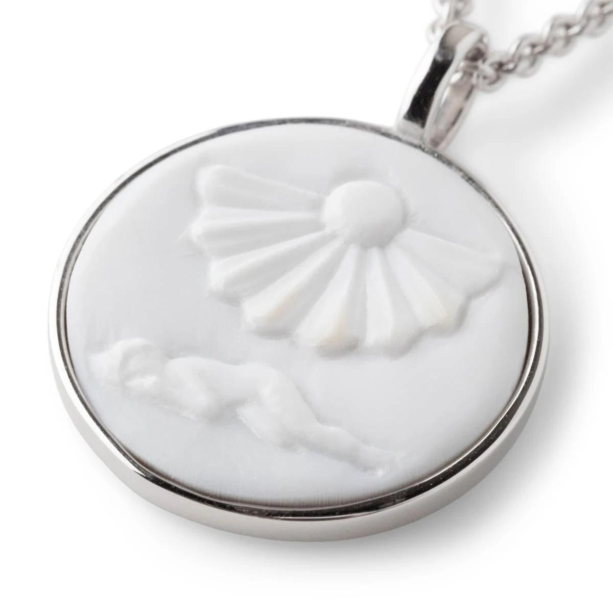 Tom Wood CAMEO CLYTIA PENDANT NECKLACE - Image 5